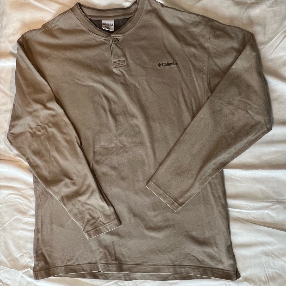Columbia Men's Beige Long Sleeve Tee XL